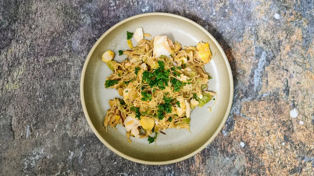 Photograph of Black sea orzo and toasted vermicelli pilaf with haddock.