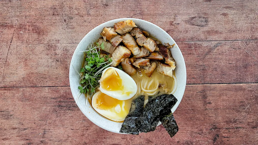 Photograph of Shirodashi ramen.